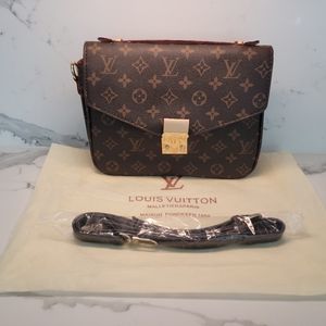 New LV 4A quality pochette metis like crossbody